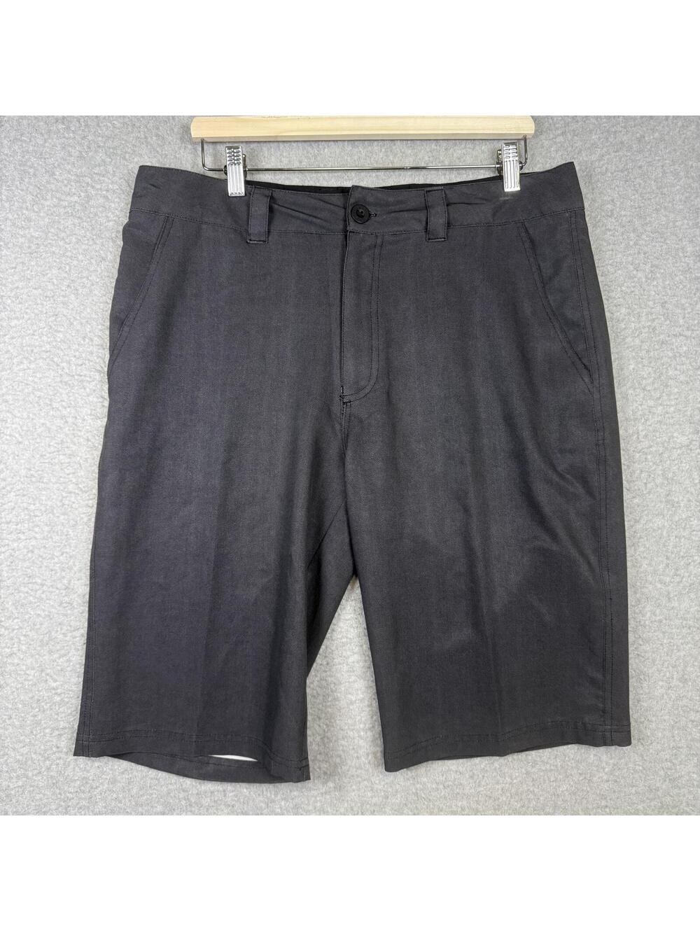 BKE Men's Size 34x24 West Coast Slim Fit Black Bermuda Style Shorts